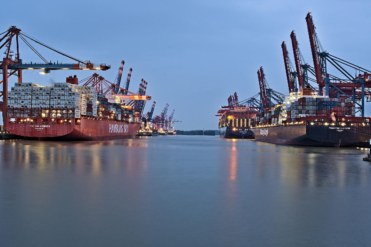 Seafarer looking toward vessel operations and maritime career